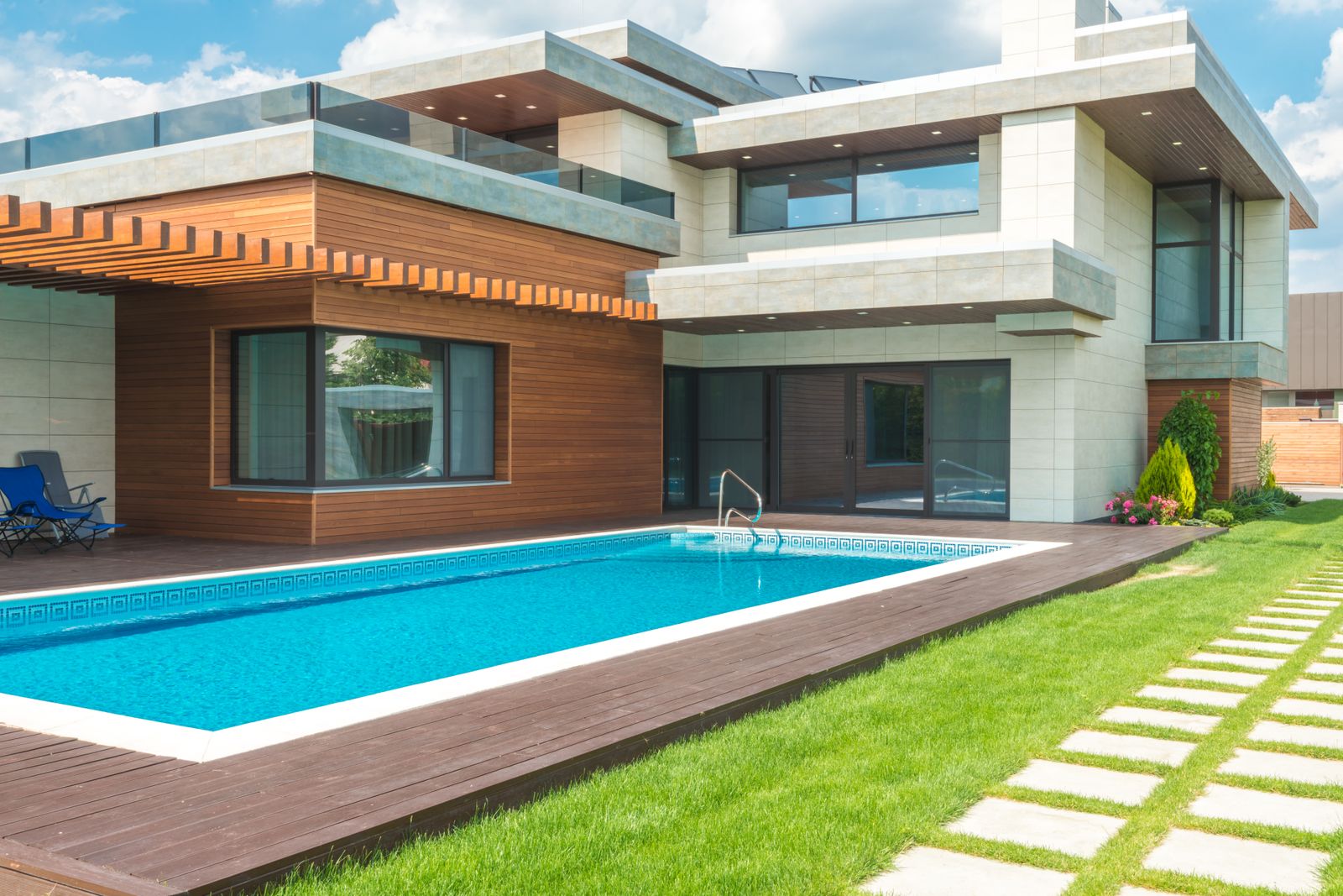 Spa and Hot Tub Installation — Verdugo's & Sons Custom Pools and Spas